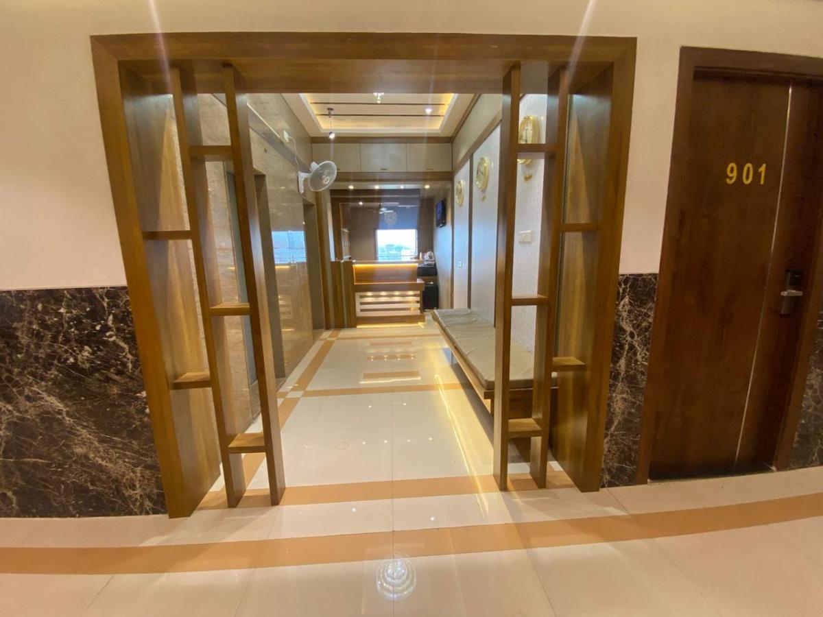 Hotel Bkc Crown - Near Trade Centre, Visa Consulate Mumbai Bagian luar foto